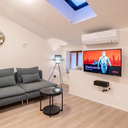 Loft With 2 Bedrooms - Historical District Rovinj Bagian luar foto