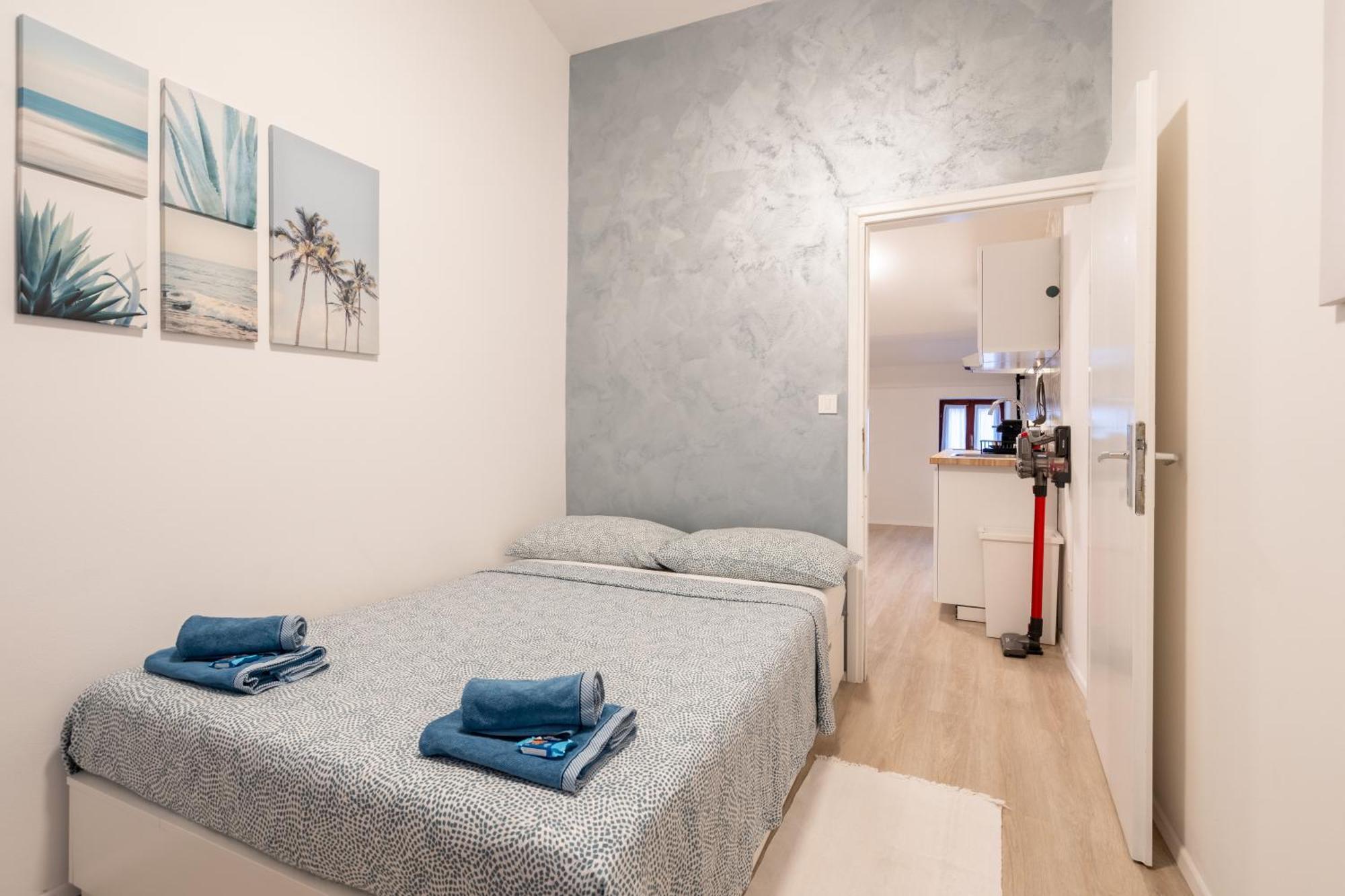 Loft With 2 Bedrooms - Historical District Rovinj Bagian luar foto